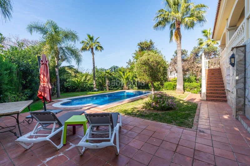 Foto 2c173df4-4931-4a49-b417-d5595574d15a. Casa adossada amb aparcament a Marbesa Marbella