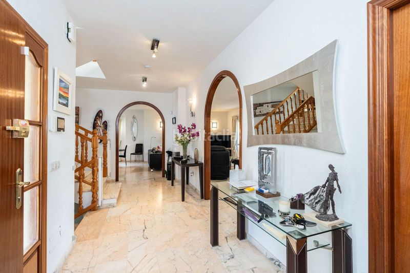 Foto 913d9278-cce7-4071-9446-b8b1c1b1051a. Casa adossada amb aparcament a Marbesa Marbella