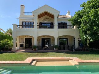 Semi detached house in Sierra Blanca