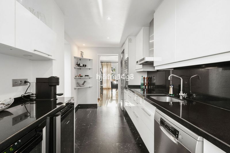 Foto 12d6c89c-c7d2-4290-b894-7e039533bc0f. Àtic a Las Brisas Marbella