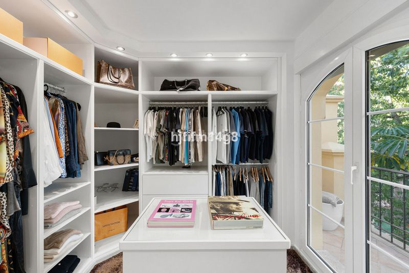 Foto df257532-0744-40ef-9bbc-c9b22b451efc. Àtic a Las Brisas Marbella