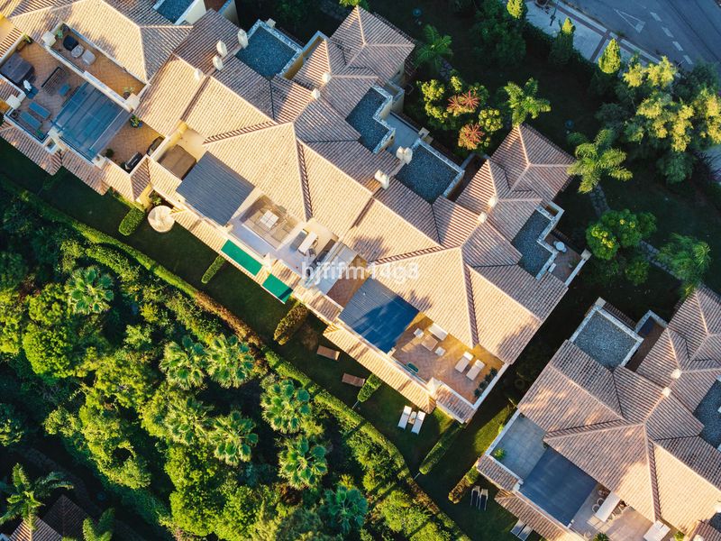 Foto e5cb997b-3ef8-490c-a460-5f354617b642. Àtic a Las Brisas Marbella