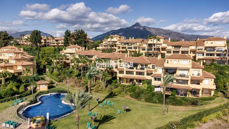 Foto ec00b82b-b5d8-47a8-aa53-c865bc3d8360. Àtic a Las Brisas Marbella