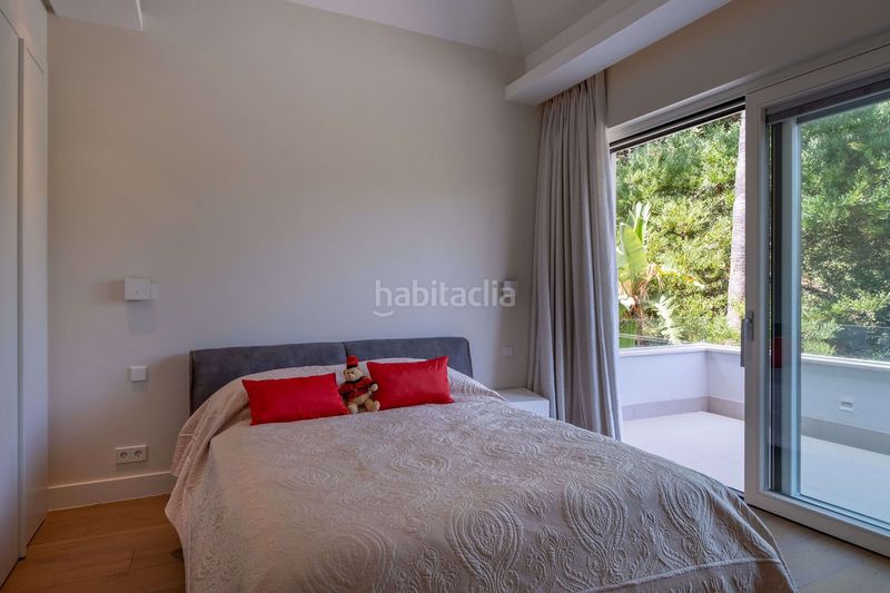 Foto 38268c78-c7bb-4493-b59e-e79765cbcf01. Casa adossada amb aparcament a La Zagaleta Benahavís