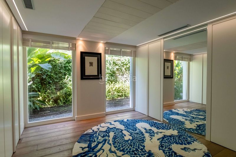 Foto 67b1dea2-0cfb-4c66-af8a-4267ff9d47ea. Casa adossada amb aparcament a La Zagaleta Benahavís