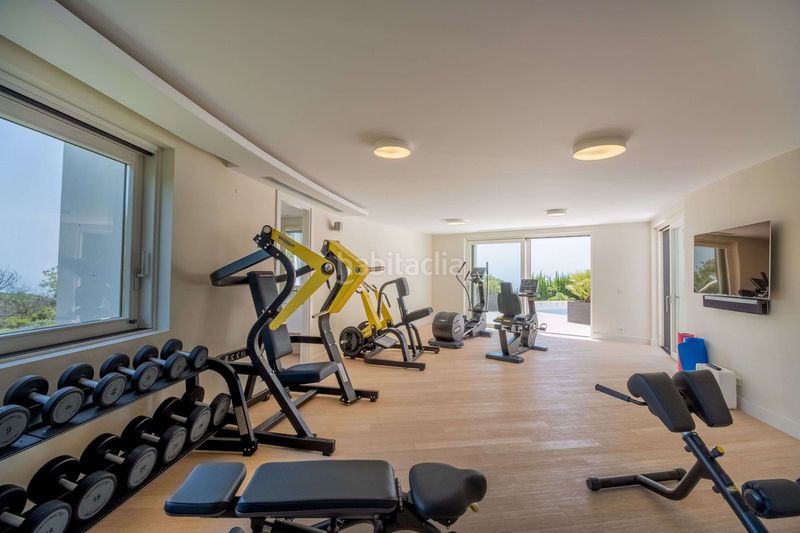 Foto 865cb576-7da9-4689-a05f-0adf6c555564. Casa adossada amb aparcament a La Zagaleta Benahavís