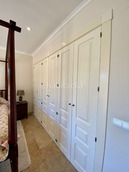 Foto f0226170-233c-4295-bd95-80be0d4f9822. Pis a La Carolina - Guadalpín Marbella