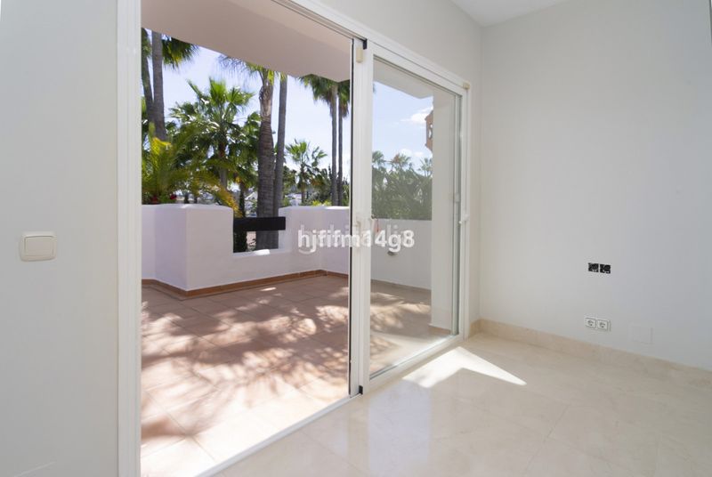 Foto 6d4bad5b-4e93-4899-9588-07a9d0aecb9c. Pis a Las Brisas Marbella