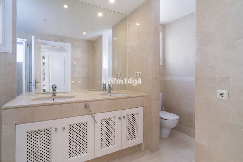 Foto 9125a576-e82a-4fa1-92de-7c30cf84180a. Pis a Las Brisas Marbella