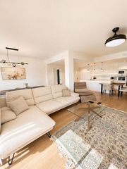 Pis a San Pedro de Alcántara Pueblo