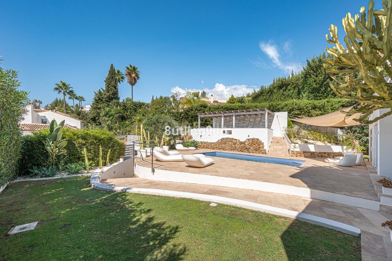 Foto 251d9142-46e3-4a09-8e7c-22c155b320c9. Casa adossada a Las Brisas Marbella