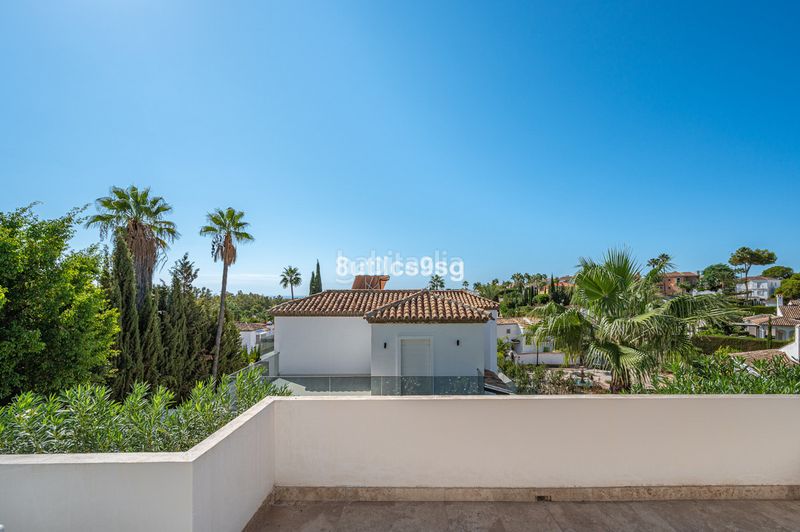 Foto 268ed2ad-3a43-43a3-864b-3b60b65f4016. Casa adossada a Las Brisas Marbella