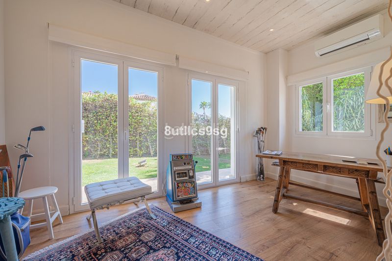 Foto 534a5fc4-2f4c-4387-b696-622ca77727ec. Casa adossada a Las Brisas Marbella