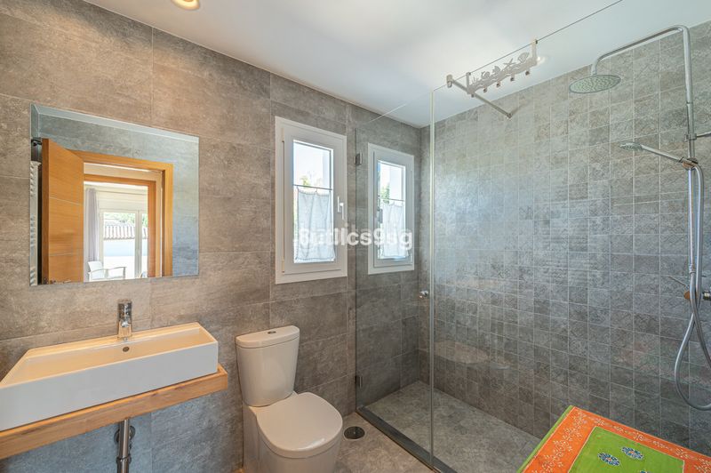 Foto f04fe3a2-3e46-4ecc-8df5-17f437e55b45. Casa adossada a Las Brisas Marbella