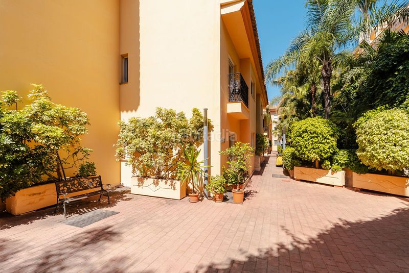 Foto 0e8519ea-59e4-490e-bf65-b424a6368e3a. Pis a Las Brisas Marbella