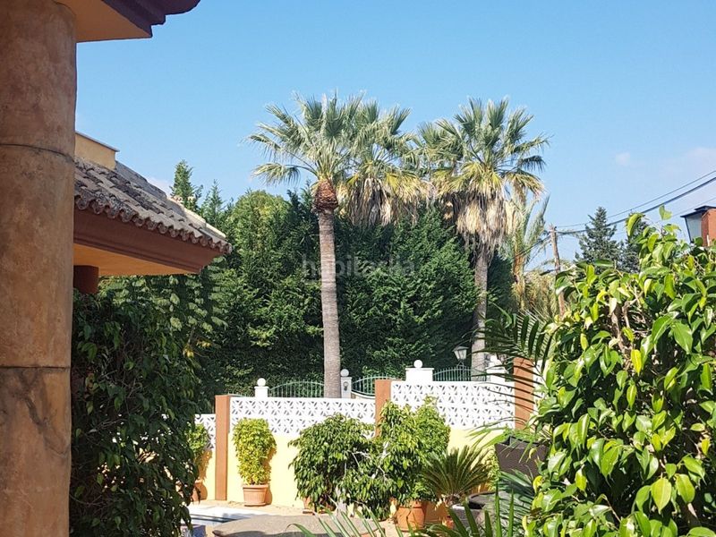 Foto 2f5b9ad0-fd1d-4813-8283-6cba42f279f1. Casa adossada amb aparcament a Las Brisas Marbella