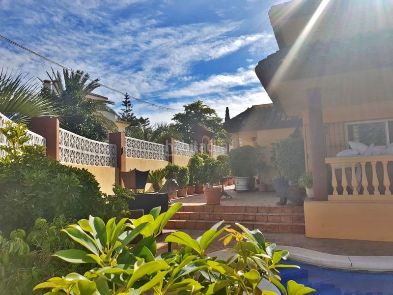 Foto a319018a-775d-4c88-827a-b8837e937855. Casa adossada amb aparcament a Las Brisas Marbella