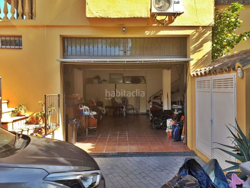 Foto ce28c767-2ce6-4a1a-a153-02a7dc7b8190. Casa adossada amb aparcament a Las Brisas Marbella
