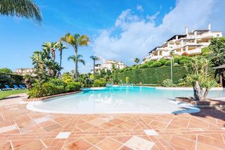 Pis a Benahavís pueblo