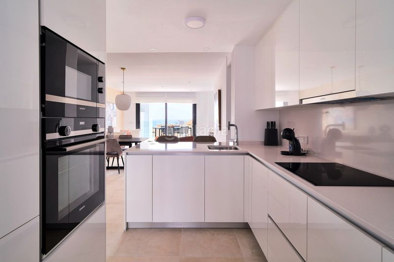 Foto af3f0da5-4458-44c1-b09f-d2dab8244e76. Pis amb aparcament a Las Gaviotas - Carvajal Fuengirola