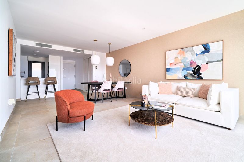 Foto f5c0d38a-8a39-4a1b-bd08-b23781ab54bf. Pis amb aparcament a Las Gaviotas - Carvajal Fuengirola