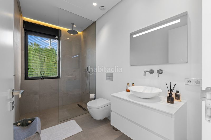 Foto 948fd5cd-44b3-4518-8722-8c0bbd168a13. Casa adossada a Los Monteros Marbella