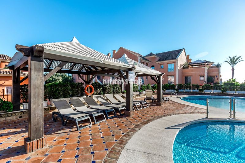 Foto c8096af9-9810-418e-9b66-3fb81c3ab0c4. Ático en Las Brisas Marbella
