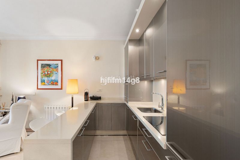 Foto d57e721a-1396-42b1-b5e5-275262c264a9. Ático en Las Brisas Marbella