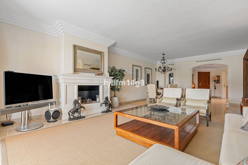 Foto 2cd5b004-4d81-4223-9755-51edcf79f0ff. Pis a Las Brisas Marbella
