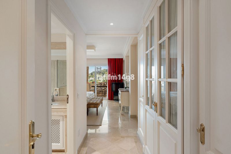 Foto 71f9c0d0-45ab-4758-9d3e-1aad60d96a8c. Pis a Las Brisas Marbella