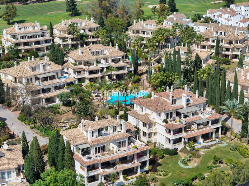 Foto 89986df9-61c0-4826-b88e-18e5c72c4270. Pis a Las Brisas Marbella