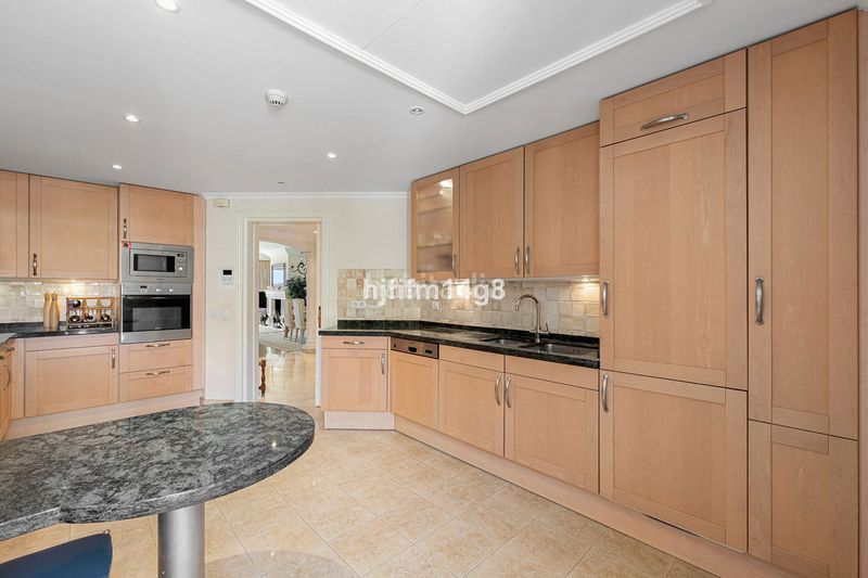 Foto 90c8a2ca-9c09-4287-ab80-19be7950861e. Pis a Las Brisas Marbella