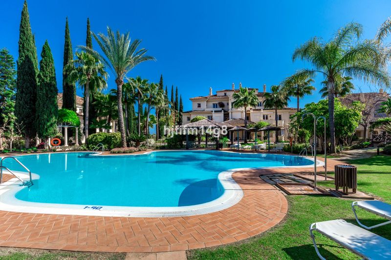 Foto c827f253-16e5-4c86-9832-25ab828571b2. Pis a Las Brisas Marbella
