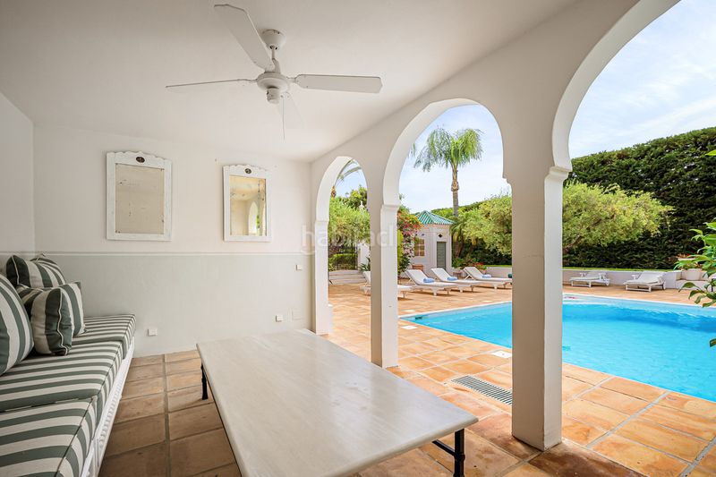 Foto e6bf6ac9-1b42-443e-82a6-949a71e96d45. Casa adossada a Sierra Blanca Marbella