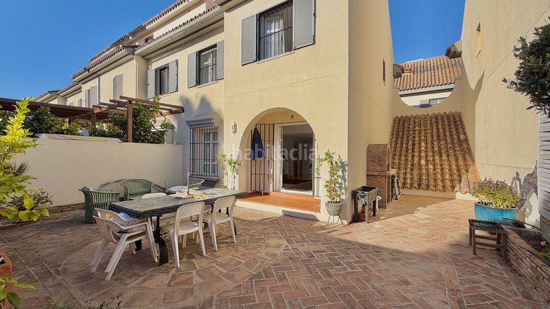 Foto a7f1130d-9277-4b80-b852-89c7d478f1d4. Reihenhaus in Puerto Banús Marbella