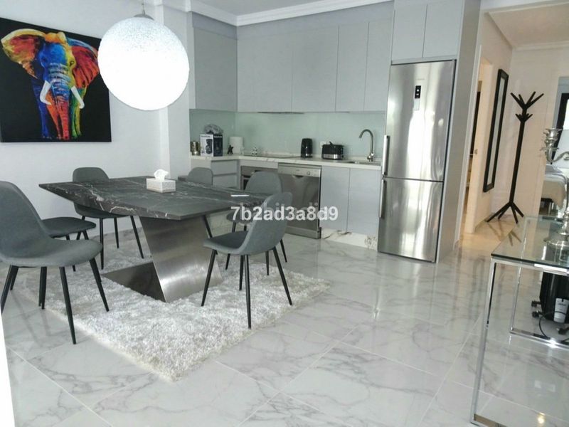 Foto 1c3bad72-6e7b-46f7-b014-569799dba10f. Pis amb aparcament a Las Brisas Marbella
