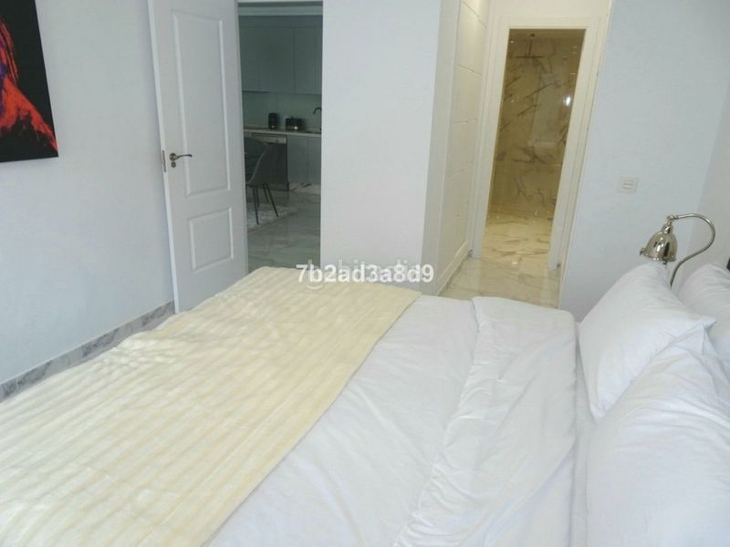 Foto a53740f8-fb18-4731-af4b-fc2bcce8004d. Pis amb aparcament a Las Brisas Marbella