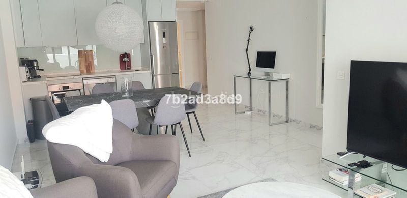 Foto e1642604-2d89-44e4-8835-0fc59de375de. Pis amb aparcament a Las Brisas Marbella