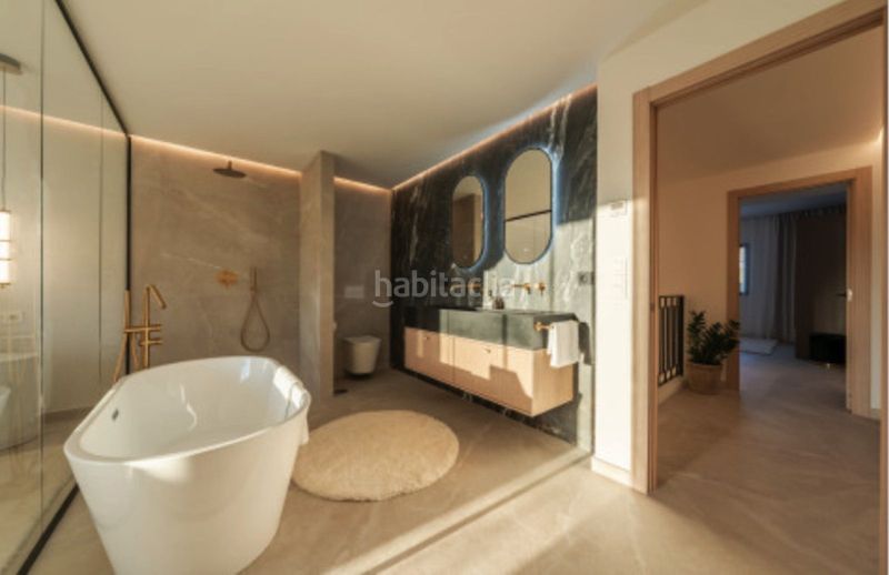 Foto 5fa6e4a9-adfb-4ee1-9abd-db063ff06704. Casa adossada a Las Brisas Marbella