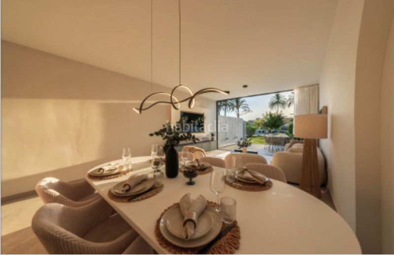 Foto e09a174d-16b9-412b-a333-6154cd1022b6. Casa adossada a Las Brisas Marbella