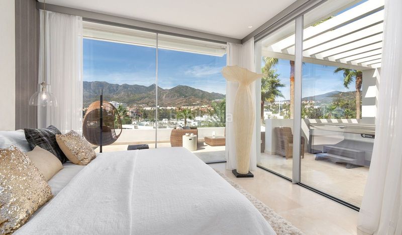 Foto 35a61784-b255-4a63-979d-e30d6ae75967. Casa adossada a Río Real Marbella