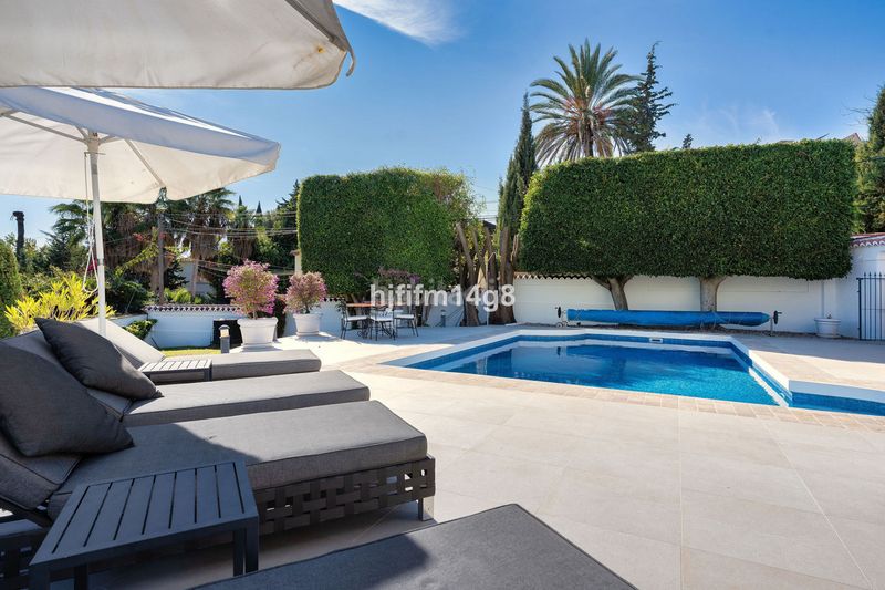 Foto 6db44b2d-6b43-4305-8568-4b8eb7ee6703. Casa adossada a Las Brisas Marbella