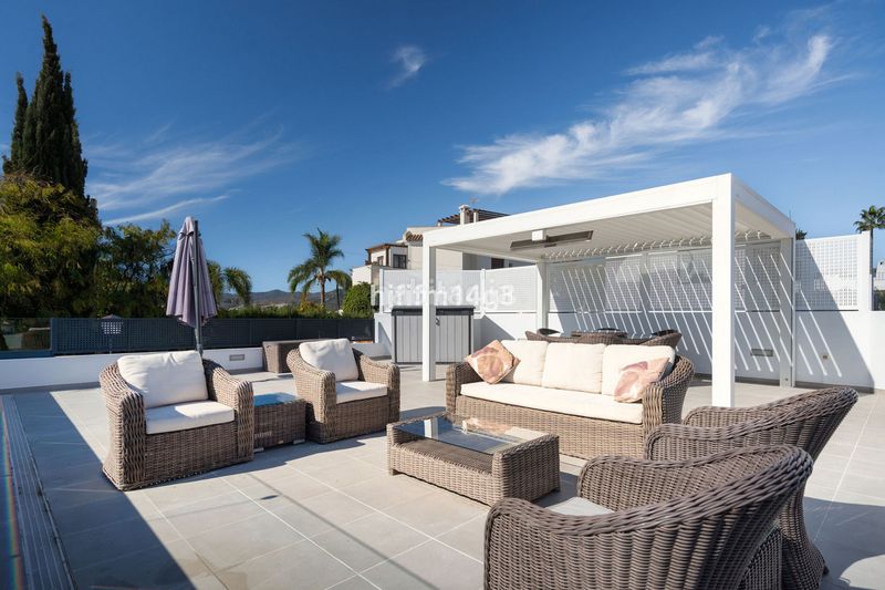 Foto 71c434db-b04c-4c37-b908-6a35af145278. Casa adossada a Las Brisas Marbella