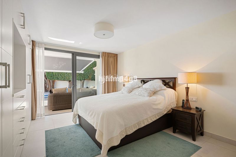 Foto 787b8c9b-a044-471f-93e0-824e3529a71a. Casa adossada a Las Brisas Marbella