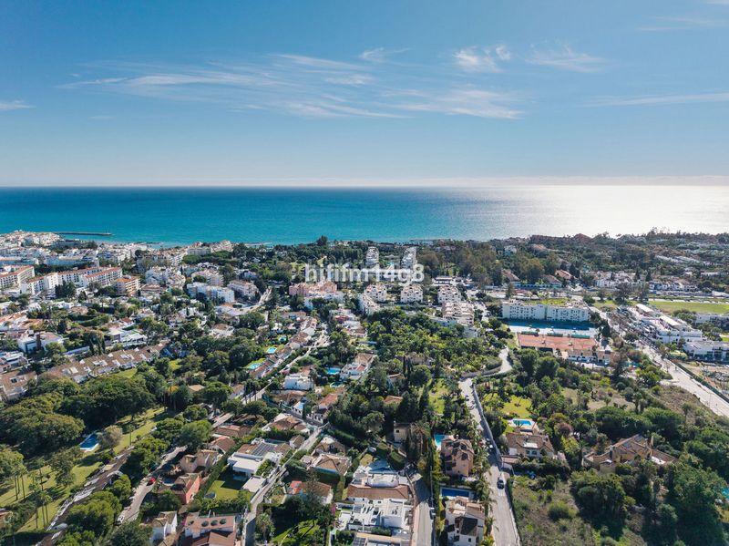 Foto bf7088be-c335-4f80-befd-896af5f0044d. Casa adossada a Las Brisas Marbella