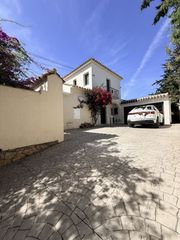 Casa adossada a Bel - Air
