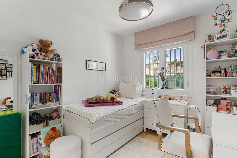 Foto 1e101bec-0c15-4756-bebe-b74f8dbd746e. Casa adossada amb aparcament a Las Brisas Marbella