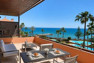Attique à Puerto Banús
