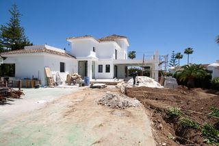 Semi detached house in Elviria