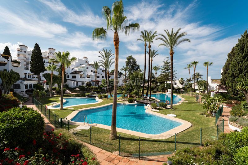 Foto 9dbe79a7-0868-4b4a-bb95-7d82c09ca262. Pis a Las Brisas Marbella
